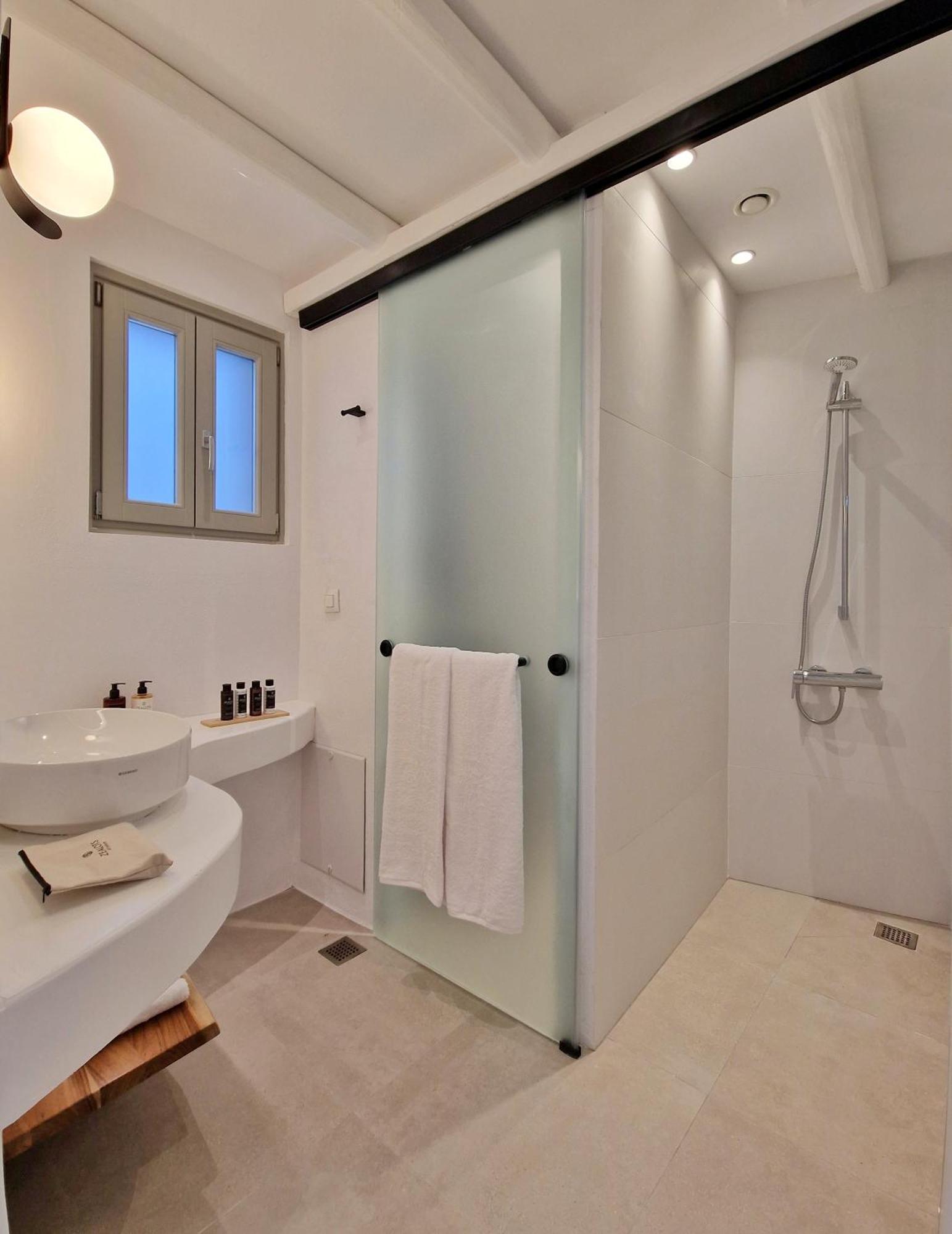 Agada Folegandros Suites & Villas Ano Meria Exterior photo